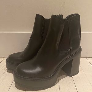Steve Madden // Madden Girl Platform Booties